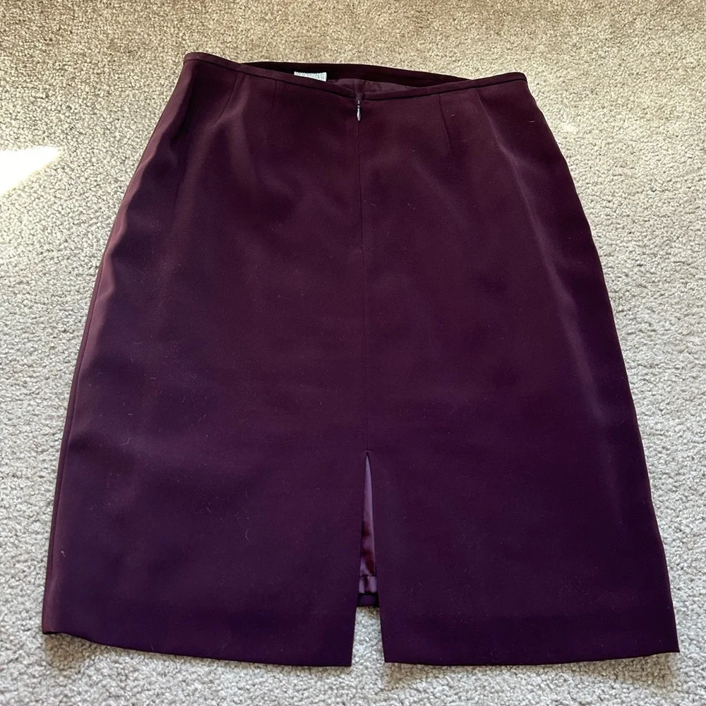Women’s Tahari Purple Pencil Skirt Size 8